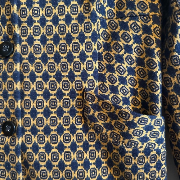 Cabi Blazer - Picture 2 of 4